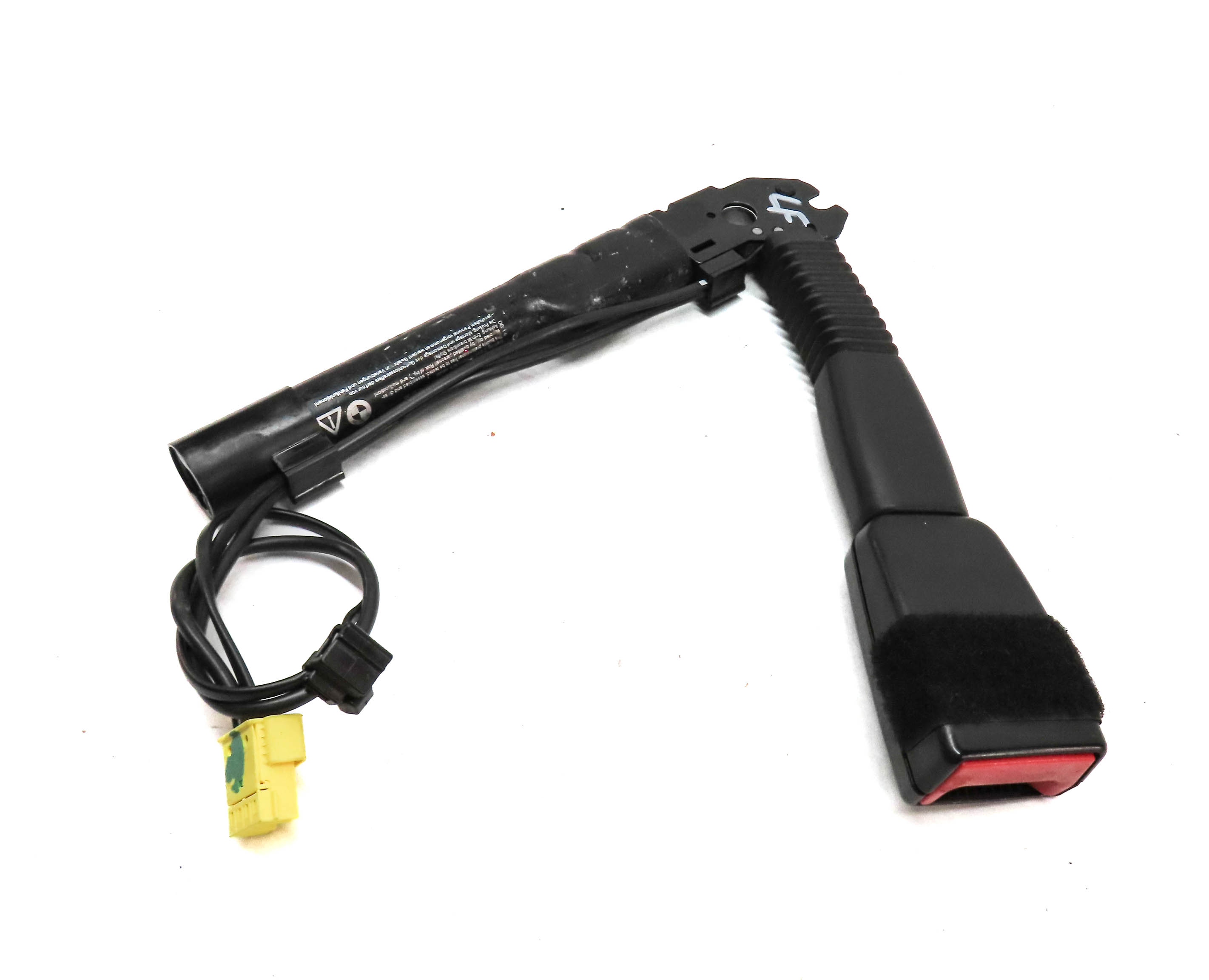 12-19 BMW 4 6 SERIES M4 M6 (F06 F12 F13 F32) LEFT FRONT DRIVER SEATBELT RECEIVER — exact item pictured